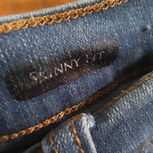 Trendy Distressed Blue Skinny Jeans Judy Blue Los Angeles Size 2XL X 29" Inseam - Picture 15 of 16